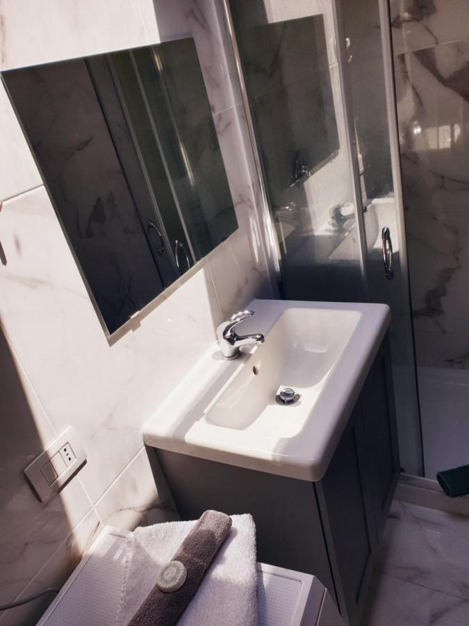 Leonardo Da Vinci / Galeazzi Apartment Milan Bagian luar foto