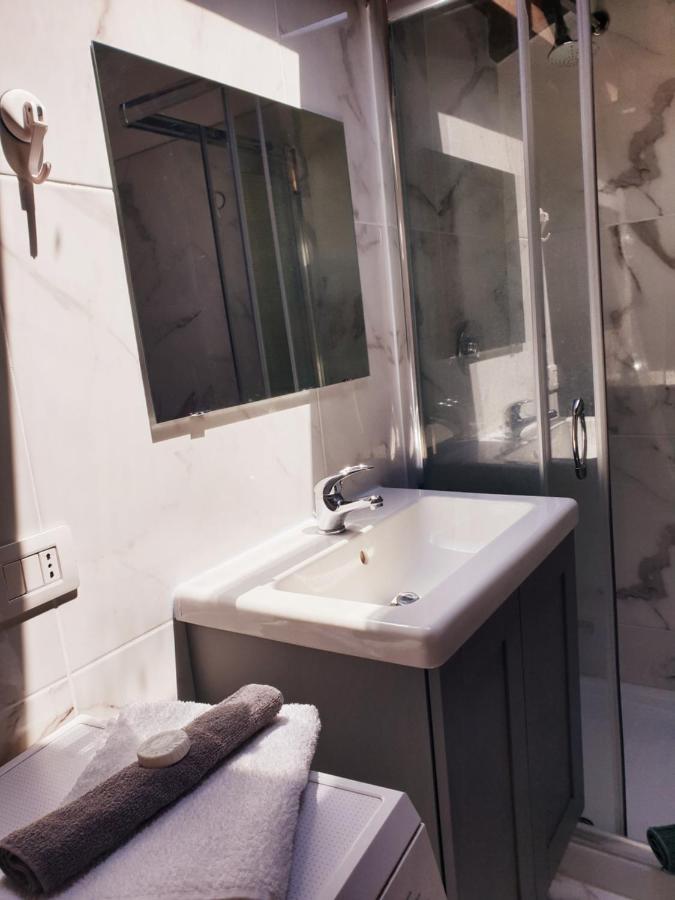 Leonardo Da Vinci / Galeazzi Apartment Milan Bagian luar foto
