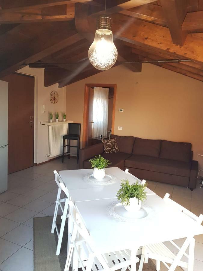 Leonardo Da Vinci / Galeazzi Apartment Milan Bagian luar foto